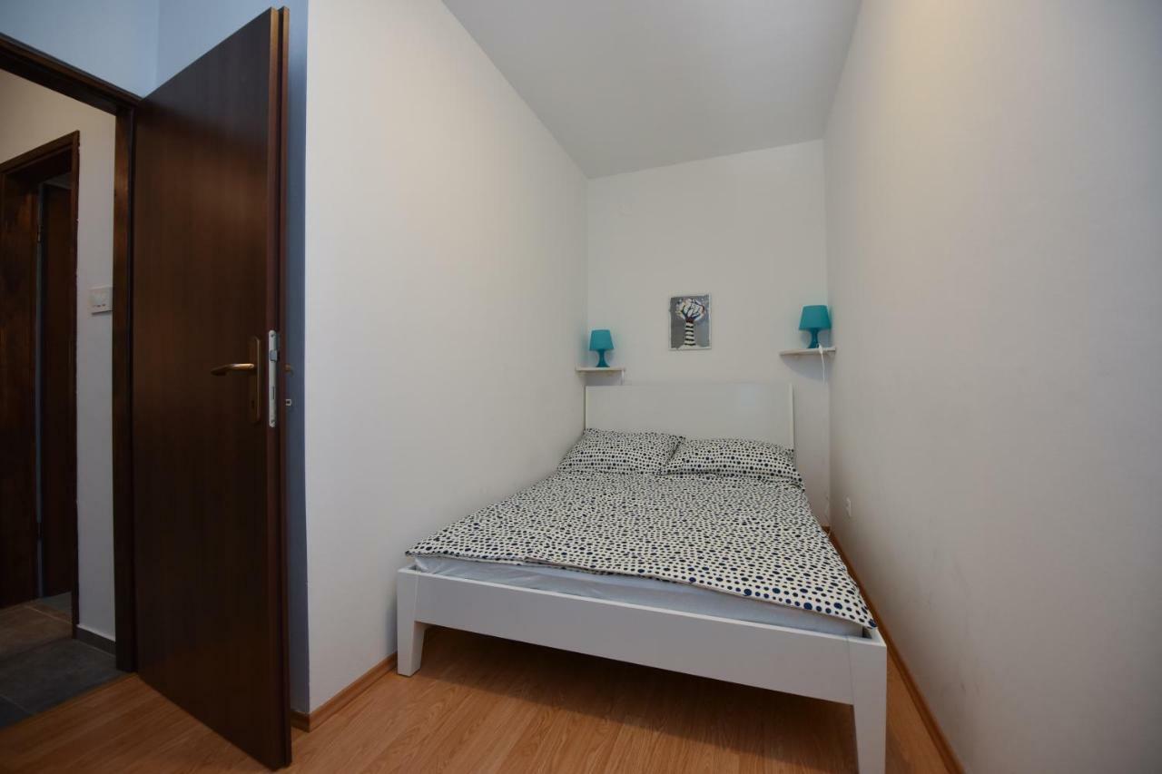Apartments Enya ノヴァリャ エクステリア 写真