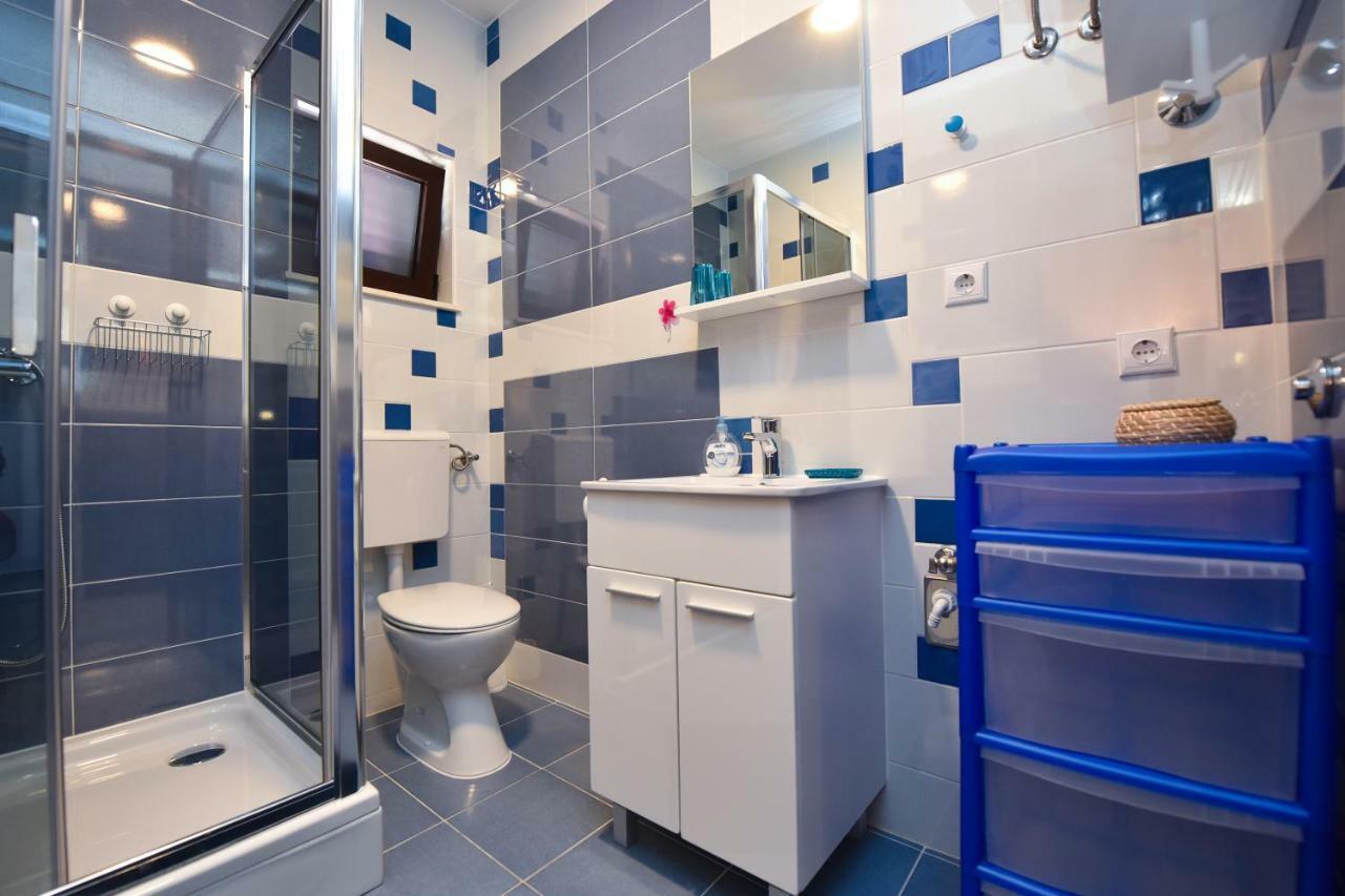 Apartments Enya ノヴァリャ エクステリア 写真