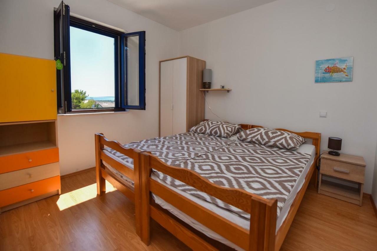 Apartments Enya ノヴァリャ エクステリア 写真