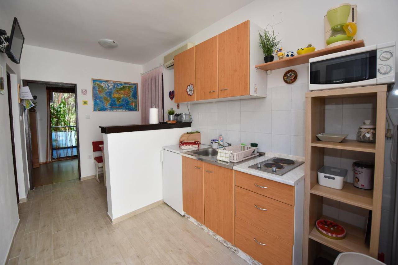 Apartments Enya ノヴァリャ エクステリア 写真